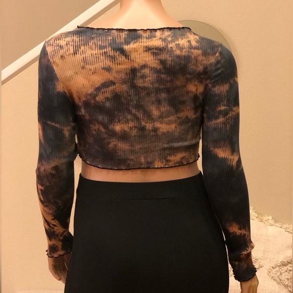 Lettuce Trim Tye Dye Top - Picture 2 of 2